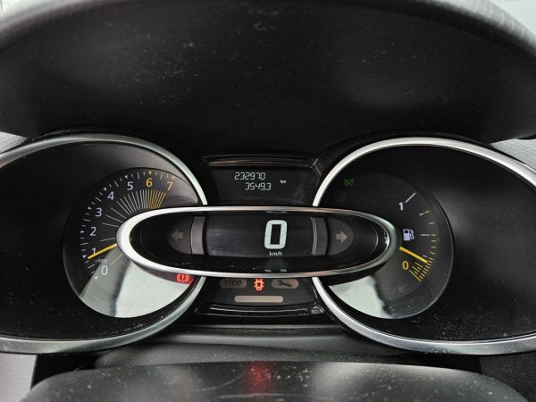 Renault Clio Estate 0.9 TCe Night&Day occasion kopen Valthermond — foto 18